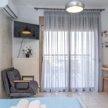 Kosmos Service Apartment Beautiful Studio 3 With Additional Cost Parking テッサロニキ エクステリア 写真