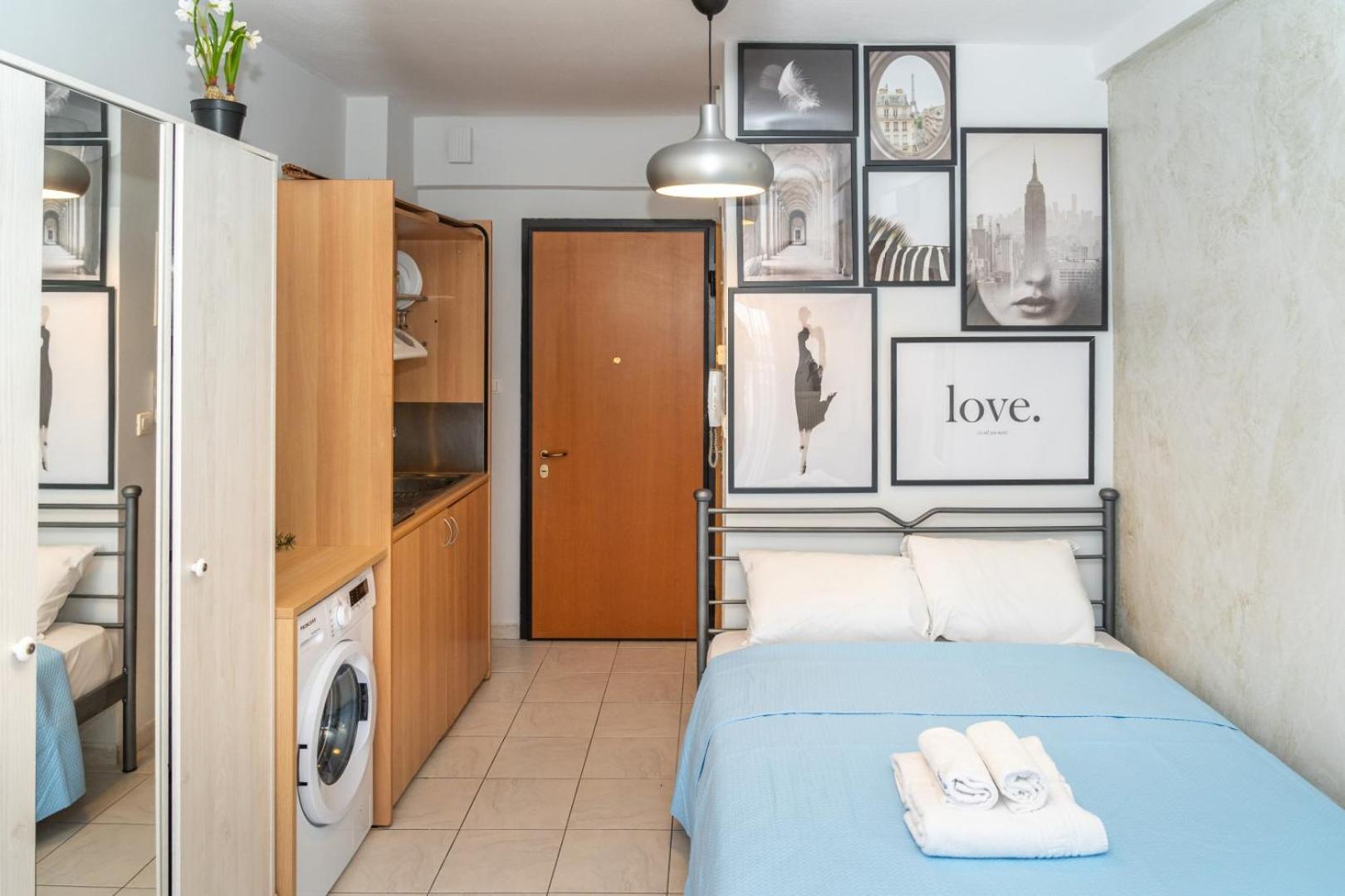Kosmos Service Apartment Beautiful Studio 3 With Additional Cost Parking テッサロニキ エクステリア 写真
