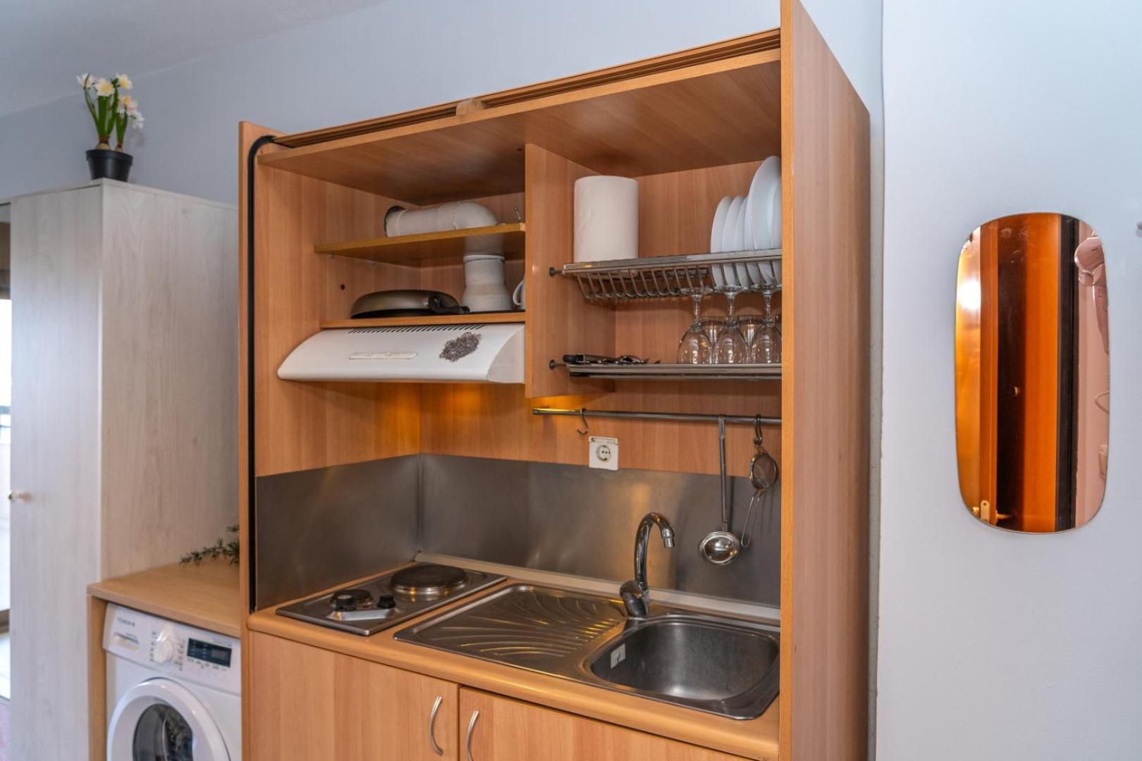 Kosmos Service Apartment Beautiful Studio 3 With Additional Cost Parking テッサロニキ エクステリア 写真