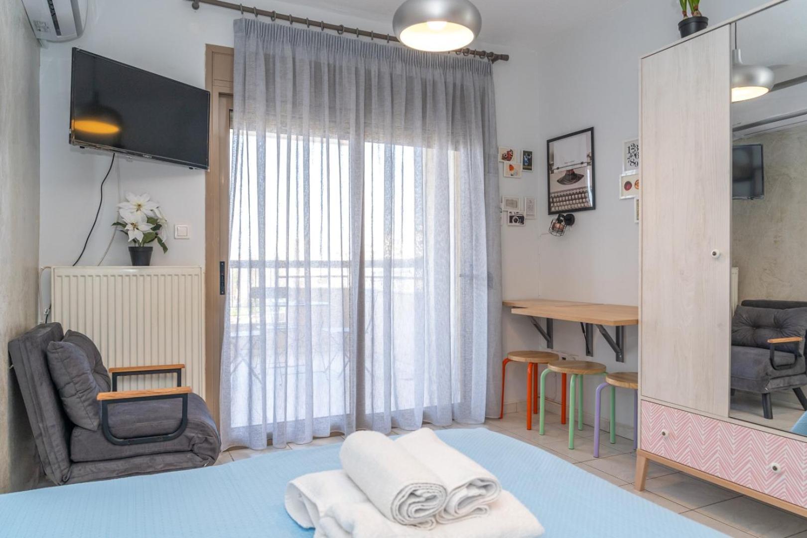 Kosmos Service Apartment Beautiful Studio 3 With Additional Cost Parking テッサロニキ エクステリア 写真