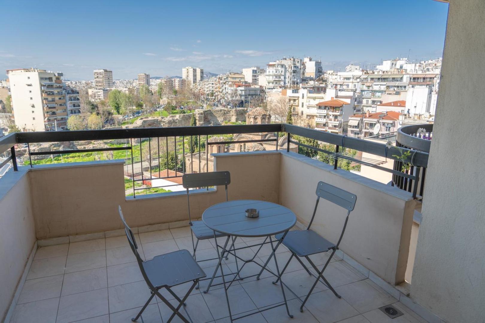 Kosmos Service Apartment Beautiful Studio 3 With Additional Cost Parking テッサロニキ エクステリア 写真